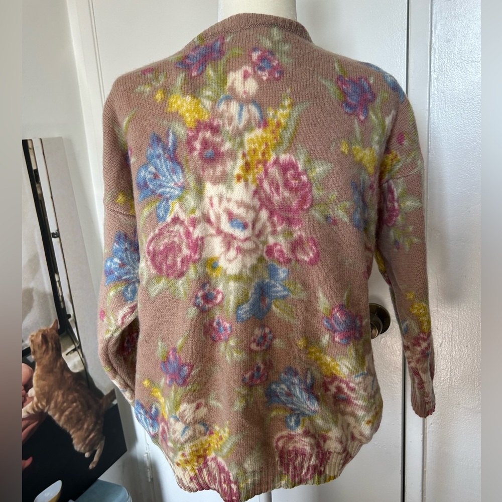 Vintage sweater flower - Picture 2 of 3